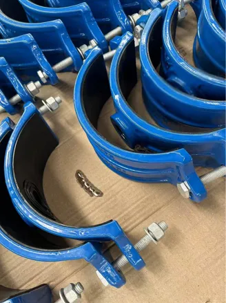 Sadelklemme i PVC duktilt jern